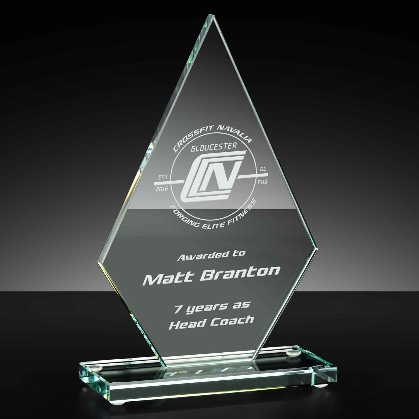 Pointed Jade Glass Award 18.5cm (7 1/4")