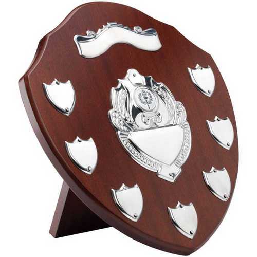 MAHOGANY SHIELD WITH CHROME FRONTS AND 7 RECORD SHIELDS (1in CENTRE) - 11in