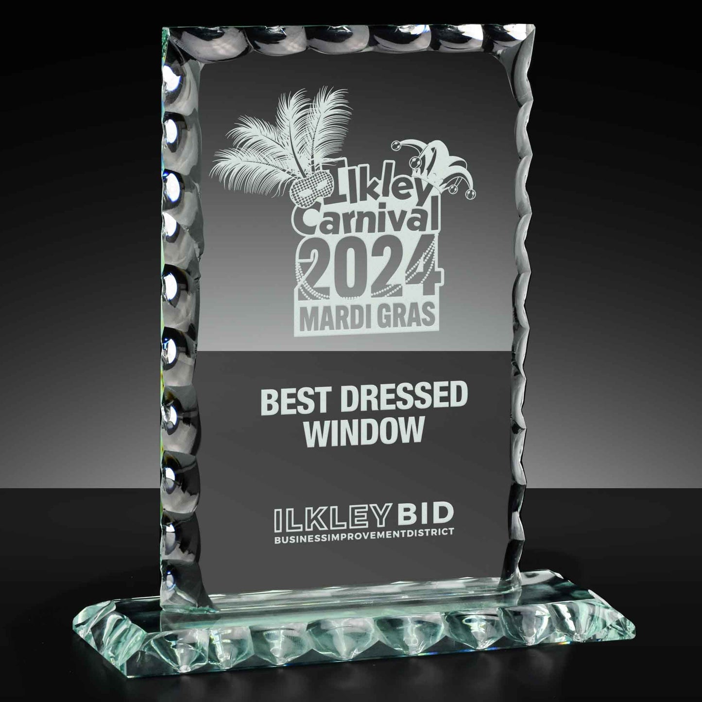 Pearl Edge Jade Glass Award 17cm (6 3/4")