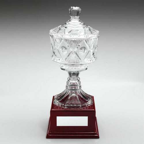 CLEAR GLASS CUP ON WOOD BASE WITH PLATE